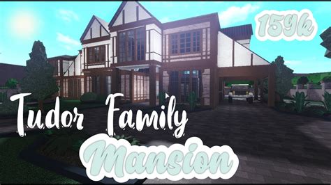 This bedroom maybe narrow than usual mansion bedrooms, but the designer sure made very well use of the space. ROBLOX | Bloxburg: 159k Tudor Family Mansion | Pt.1 | EXTERIOR ONLY | Speedbuild - YouTube