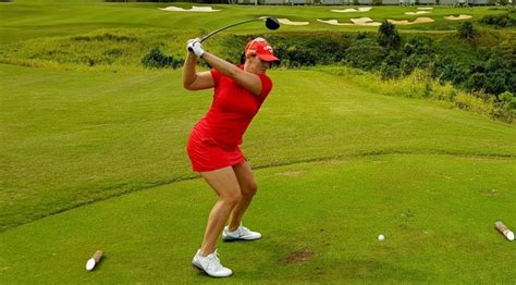8 Beginner Golf Tips For Women Golfing Well Ladies Golf Golf