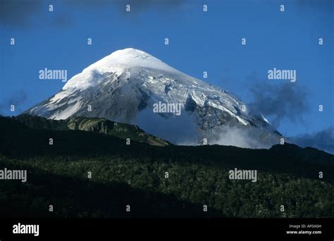 Lanin Volcano Stock Photo Alamy