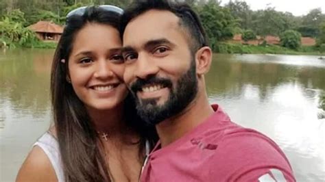 Dinesh Karthiks Anniversary Pic With Dipika Pallikal Is All About Love