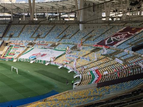 Maracanã stadium, officially named estádio jornalista mário filho (ipa: Gramado do Maracanã é completamente retirado. Confira | NETFLU