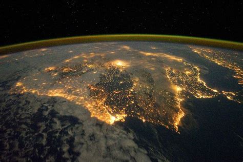 31 Beautiful Real Life Images From Space Taken By Nasa In 2020 Earth