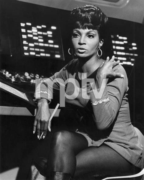 Star Trek Nichelle Nichols Circa 1966 Iv Image 243831459