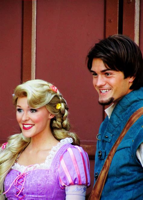 Rapunzel And Flynn Debut At Walt Disney World The Dis Disney