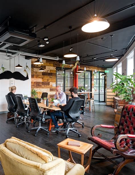 Movember London Office Interior Design By Ccws Office Interior