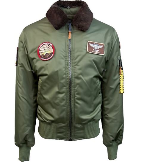 The leather material is typically dyed black, or various shades of brown, but a wide range of colors is possible. TOP GUN Military-Jacke »TG2019-1050 TGJ1732« weicher ...