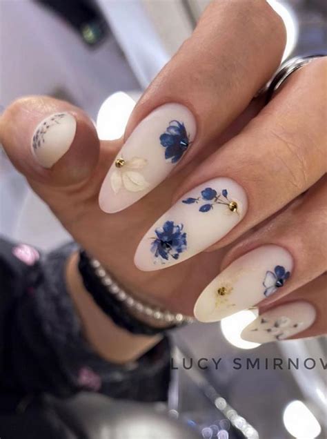 40 Clear Almond Nails Art Ideasinspiration For Your Beauty Lilyart