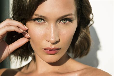Bella Hadid Face Close Up Hd Celebrities 4k Wallpapers Images
