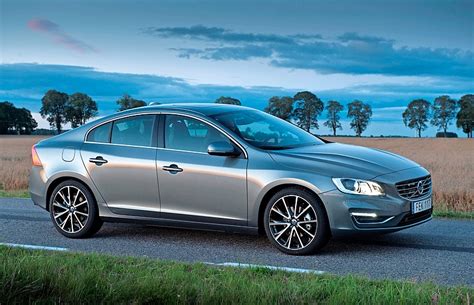 Maybe you would like to learn more about one of these? Now in Extra-Large | 2016 Volvo S60 T5 - Naperville magazine