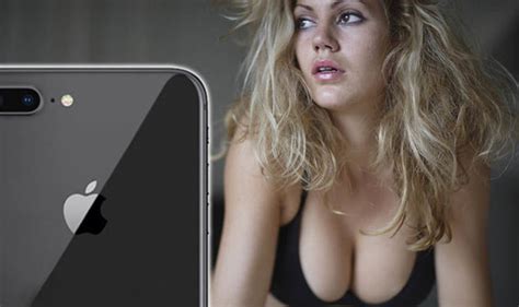 Iphone Does Not Have A Secret Folder Of Your Sexy Selfies Uk