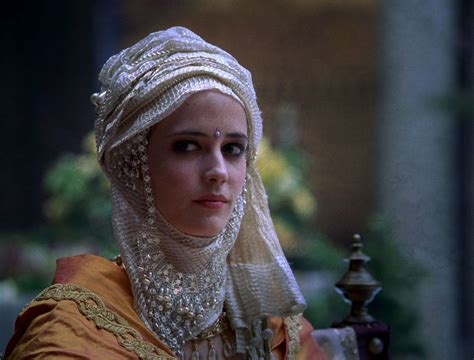 Pin By Doyourdrafts Fromtwitter On Costume Ideas Eva Green Kingdom