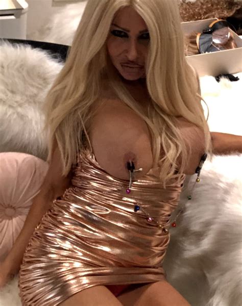Secret Slut In A Gold Dress Porn Pictures Xxx Photos Sex Images