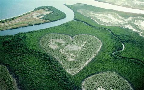 37 Naturally Heart Shaped Spots Around The World Travel Leisure