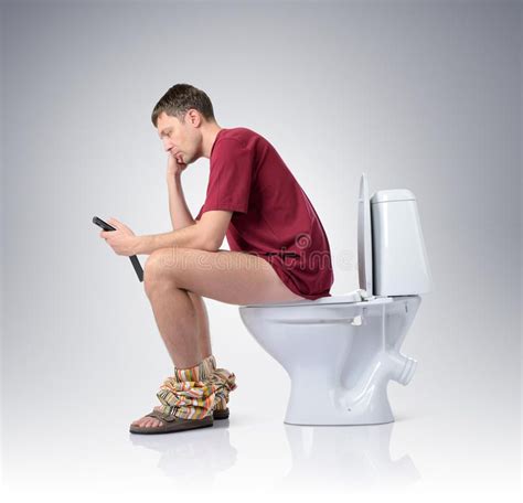 Top 100 Images How Do Guys Sit On The Toilet Excellent