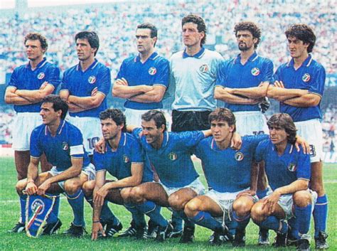 Parcourez notre sélection de équipe de football : Mon grenier à maillots: Italia - Italie - 1984/1990, 1991/93, 1994, 1995, 1996/97, 1998, 1999 ...