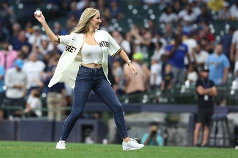 Look Paige Spiranac Threw Out First Pitch Before MLB Game Last Night The Spun