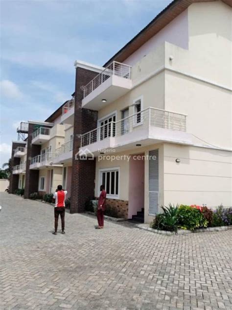 For Sale Townhouses And Flat Admiralty Way Lekki Phase 1 Lekki