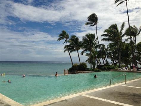 Infinity Pool Picture Of Shangri Las Fijian Resort And Spa Yanuca