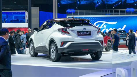 New C Hr Izoa Twins Will Be Toyotas First Evs In China Cnet