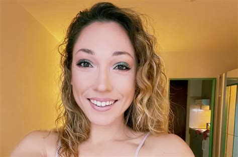 lily labeau biography age images height figure net worth bioofy