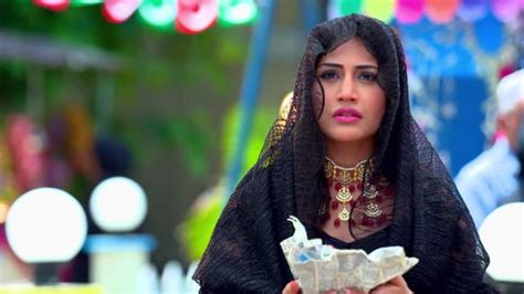 Priyamanasam Watch Episode 216 Anika Dresses Up As The Bride On
