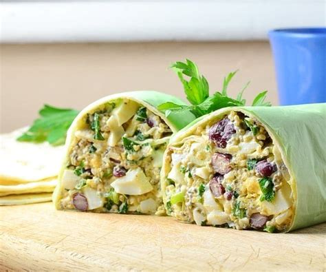 Nutritional comparison (per 2 rolls) traditional egg rolls = 310 calories, 6.9g fat, 16g protein, 46g carbs healthified egg rolls = 153 calories, 9.8g fat, 12.5g protein, 4g carbs. Healthy Egg Salad Wrap with Quinoa - Everyday Healthy Recipes
