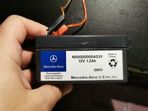 最新 Mercedes C Class 2014 Battery Location 166486 Where Is The Battery