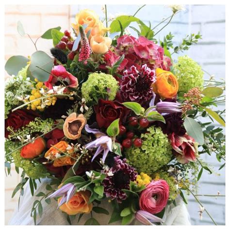 Bold And Beautiful Bouquet Pesh Flowers