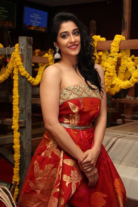 Beauty Galore Hd Hot Tamil Actress Regina Cassendra Electrifying Glam