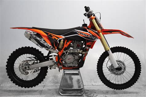 No fuel, no fumes, no noise pollution, no clutch, and no fuss. Crossfire Motorcycles - CFR250 Dirt Motorbike