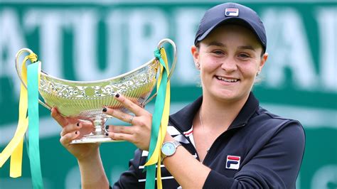 Barty first gained media attention by reaching the doubles final of the 2013 australian open, partnered by casey dellacqua. Ash Barty crowned world's No. 1 female player | KidsNews