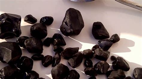 Facts About Black Sapphire Meanings Properties And Benefits Gemstagram