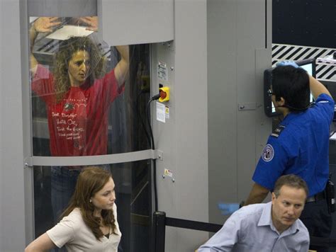 New Concerns About Airport Body Scanners Upi Com
