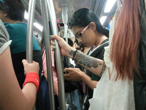 A Day In Sg Do More Gals Have Tattoos In Singapore