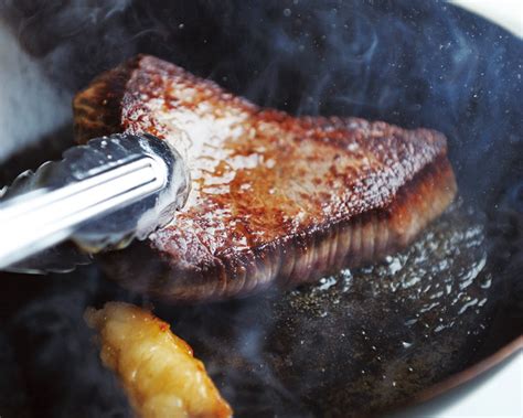 サーロインステーキの焼き方を解説！柔らかく焼く裏技について！ お食事ウェブマガジン グルメノート