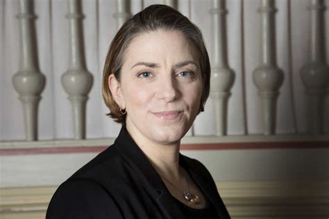 En side for oss over 50 år. Anna Troberg: "I kristider står vi oss slätt utan ...