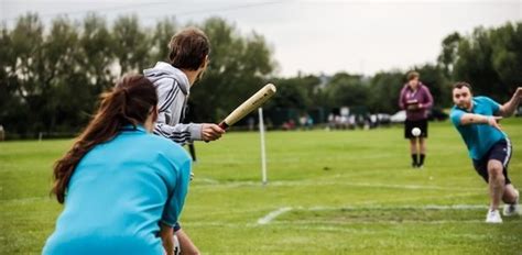 permainan bola rounders