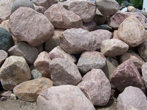 Granite Boulders 12 18 Inches Ericksons Landscape Supply
