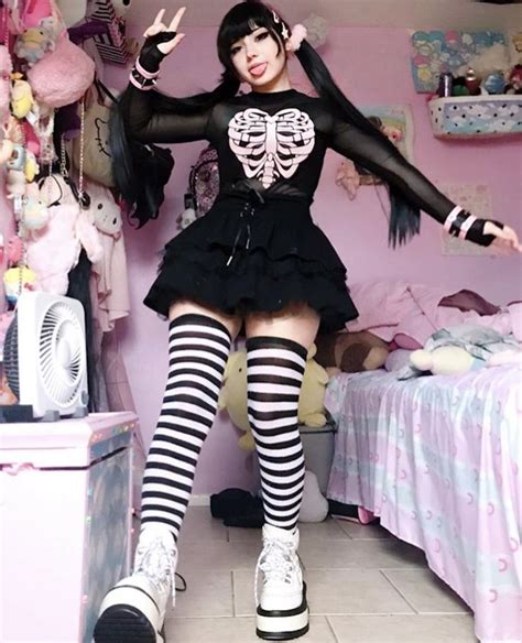 pin by 𝐽𝑒𝑛 🍓 on curvy girl outfits in 2021 pastel goth fashion pastel goth outfits