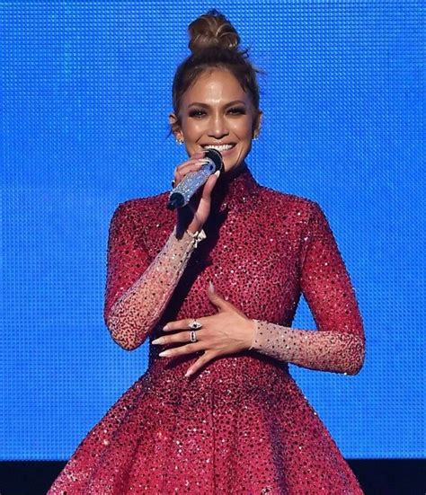 Jennifer Lopez Amas Hottest Celebrities Celebrities Female