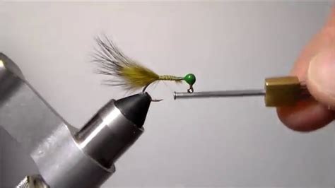 Fly Tying My Most Favorite Crappie Fly Jig Youtube