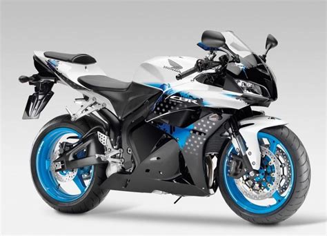 The 2020 cbr600rr base model rolls for $11,799, and the abs version fetches another grand at $12,799. Honda CBR 600 RR und 1000 RR 2009 | loslachen.ch