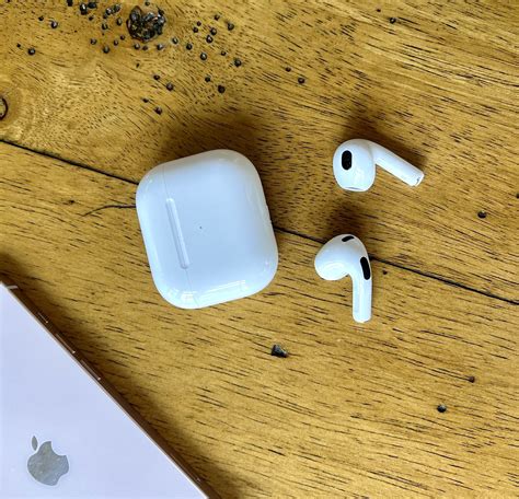 where is the sensor on airpods