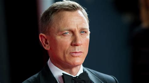 Bond 25 has been held up as danjaq looks for a new distribution deal, and also while daniel craig makes up his mind about whether or not to do a fifth movie. Daniel Craig: The reluctant James Bond | Yardbarker.com