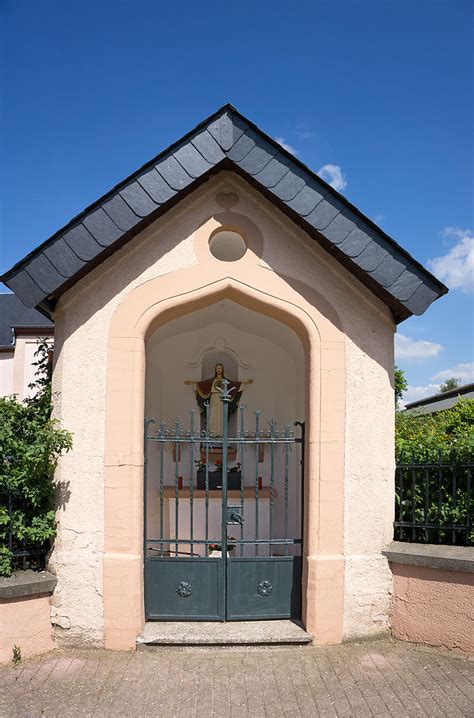 Filewegkapelle Holtz Rue Du Village 01 Wikimedia Commons