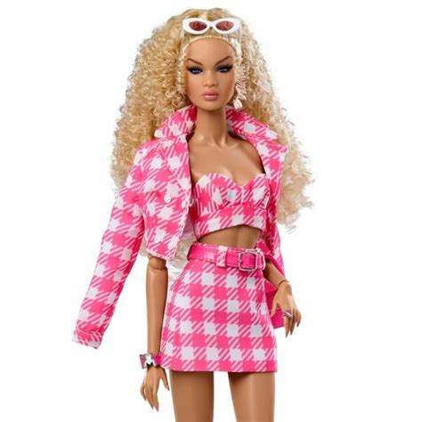 Integrity Toys Nu Face Nadja Rhymes Print It Pink The Moments Series