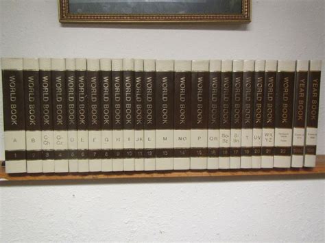 1977 WORLD BOOK ENCYCLOPEDIAS ** 22 volumes A thru Z & Index plus 1980