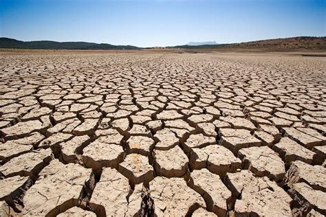 Sequía Y Escasez De Agua Principal Problema Medioambiental Para Los