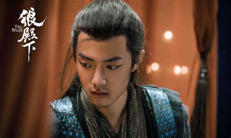 罗云熙, born 28 july 1988), also known by his english name leo luo, is a chinese actor. 太狗血了!王大陸、李沁、肖戰和辛芷蕾被《狼殿下》的編劇安排的明明白白 - 楠木軒