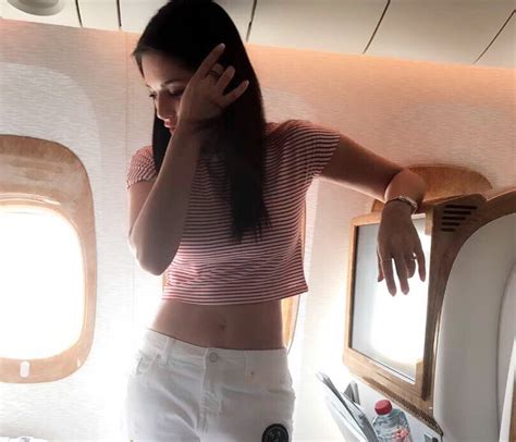 Sunny Leone Escapes Plane Crash Uploads Video On Twitter Sambad English
